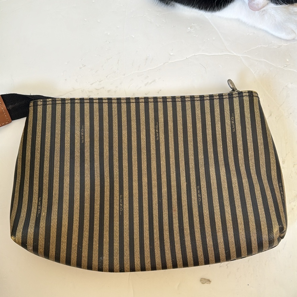 Vintage Fendi bag - Picture 6 of 16